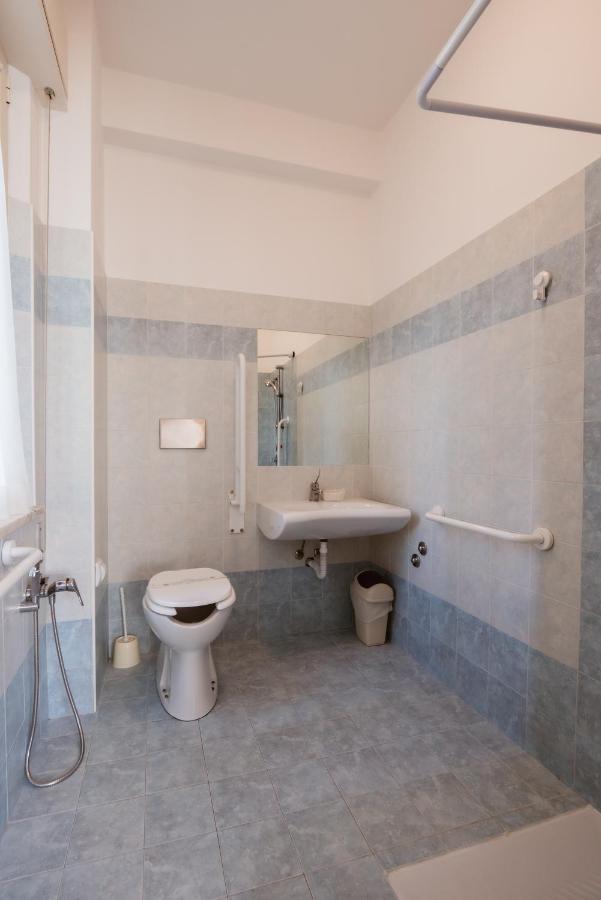 Hotel Villa Del Mare Senigallia Exterior photo